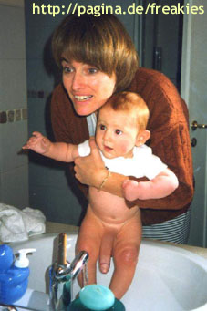 Esta foto del Srpotato cuando era pequeño fue encontrada entre las fotos confiscadas